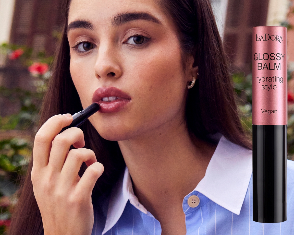Say hello to our new lip addiction, Glossy Balm Hydrating Stylo! 